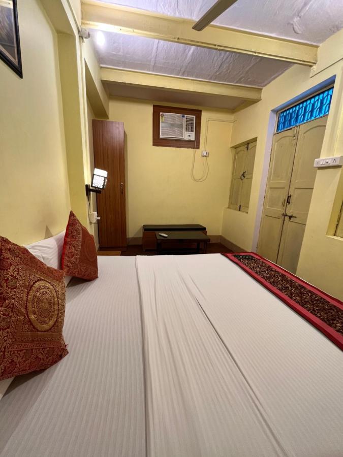 Yogi Soul Hotel Benares Buitenkant foto